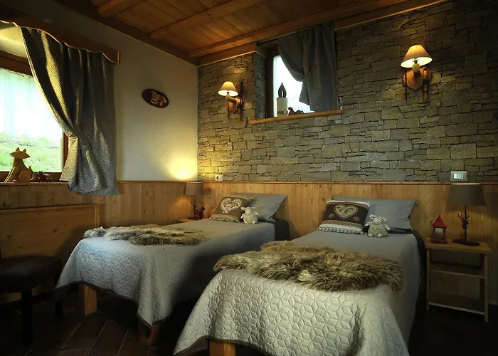 Aparthotel Foyer d'antan SUITE con caminetto hammam o vasca idromassaggio Brusson