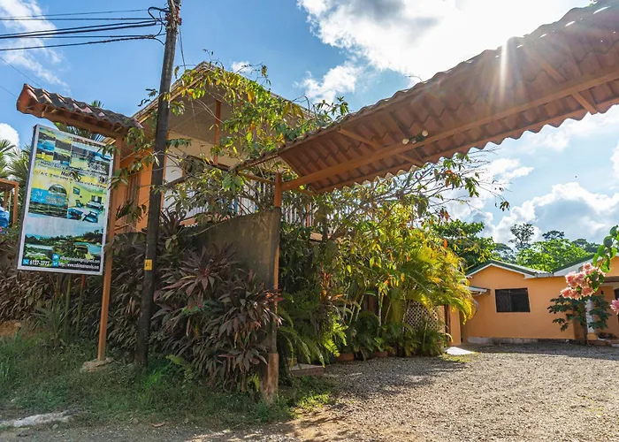 Villa Manolo Lodge, Ocean And Forest View
