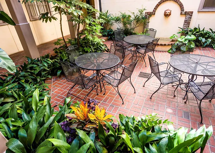 Kings Courtyard Inn