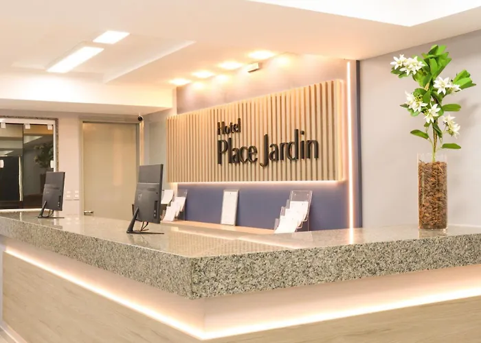 Hotel Place Jardin