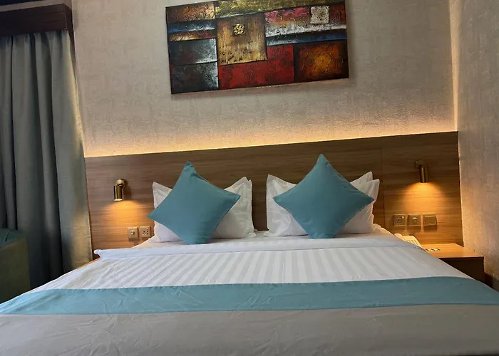 Strand Hotel Abu Dhabi