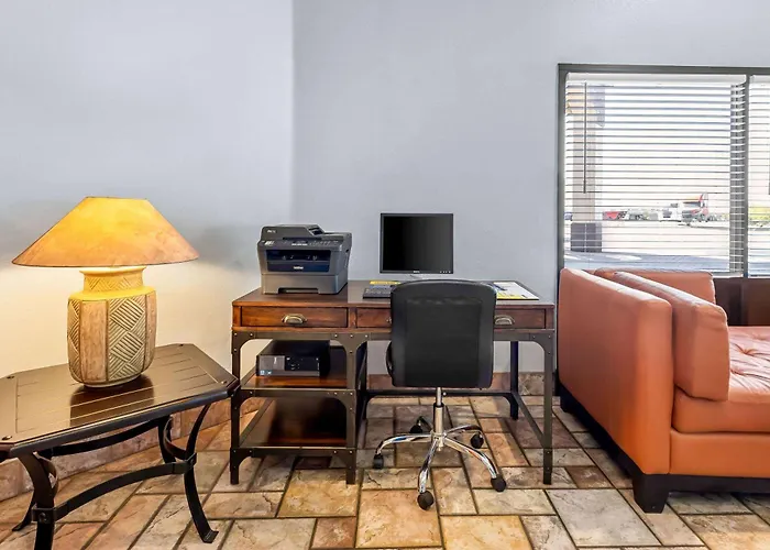 Days Inn By Wyndham Buckeye