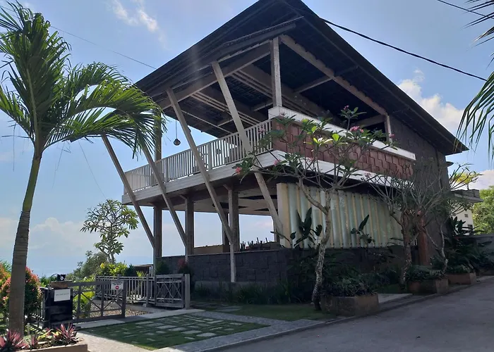 Hotel Jenggala Hill Nusa Lembongan