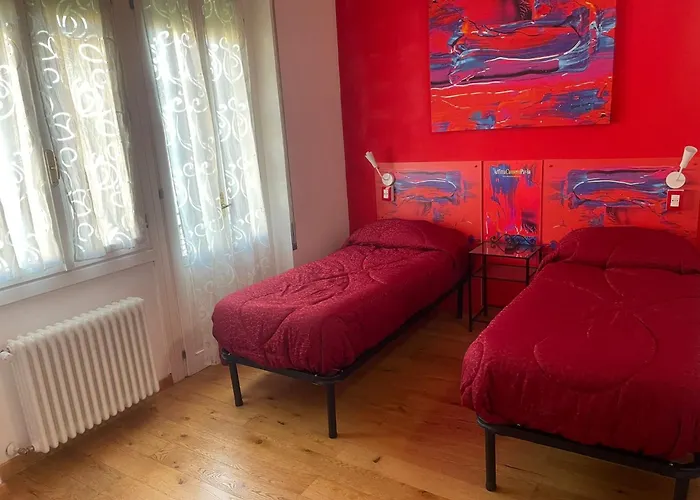 Rooms Of Love Pavia