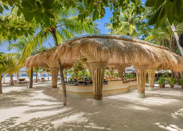 Banyan Tree Vabbinfaru Hotel Male