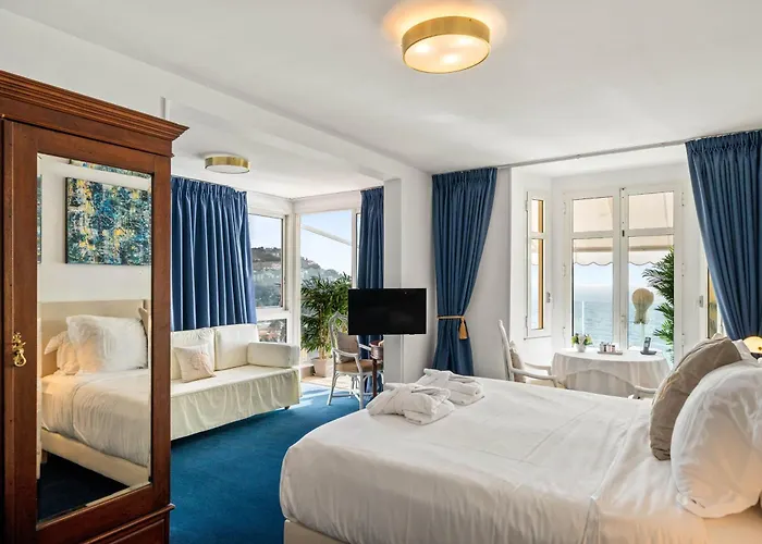 Hôtel Le Roquebrune