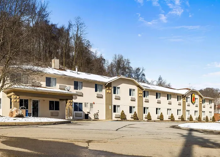 Super 8 By Wyndham Pittsburgh/Monroeville