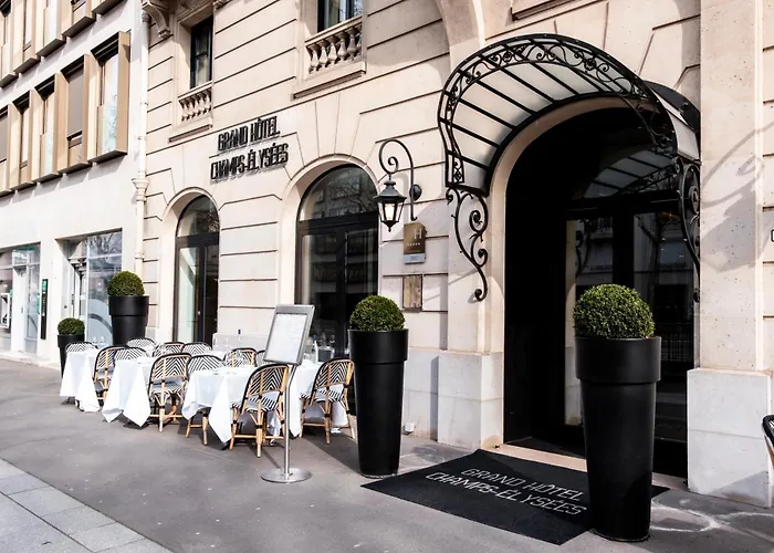 Radisson Blu Champs-Elysées, Parigi