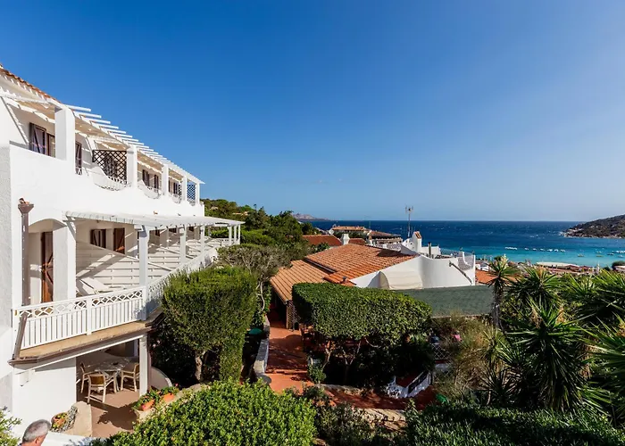 Hotels in Baja Sardinia