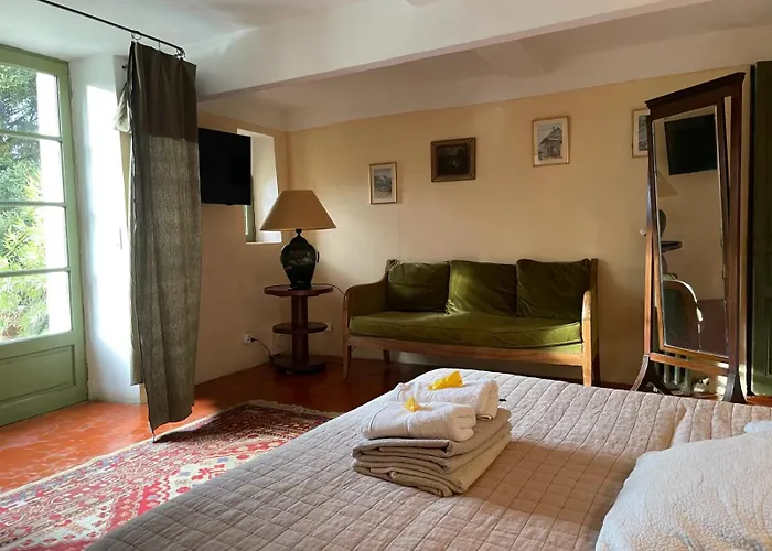 Maison d'Hôtes à Angouire Moustiers-Sainte-Marie