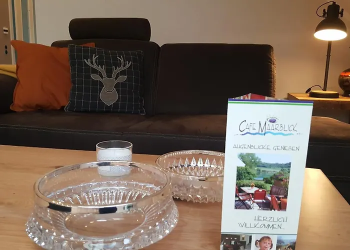 Hotels in Schalkenmehren