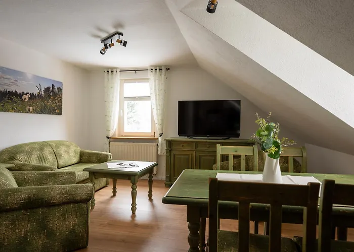 Ferienanlage Zum Silberstollen 2 Häuser am Berg Polderhof und Weißeritzhütte Altenberg 
