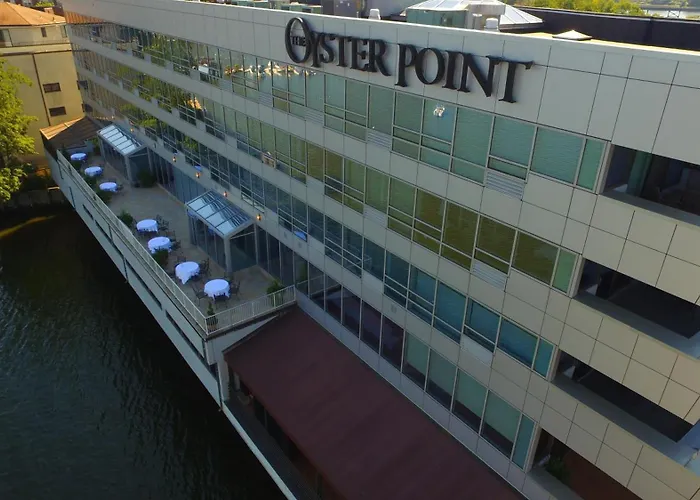Oyster Point Hotel