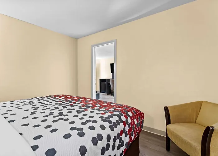 Econo Lodge Inn & Suites Santa Rosa