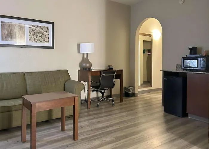 Quality Inn & Suites Tarboro - Kingsboro