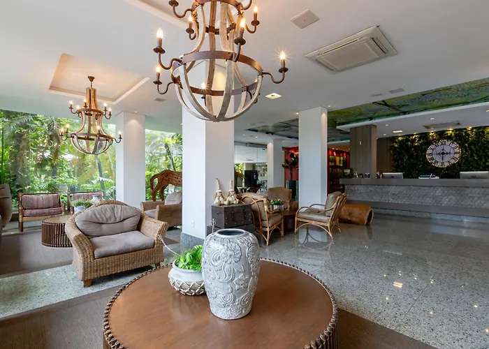 Amazon Plaza Hotel