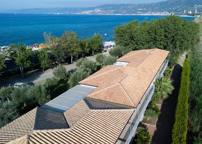 Hotel Baia Di Trainiti Vibo Valentia