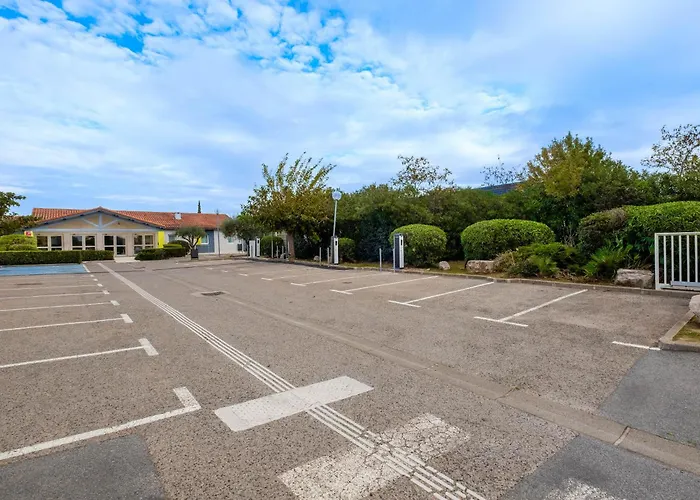 B&B HOTEL FREJUS Puget-sur-Argens