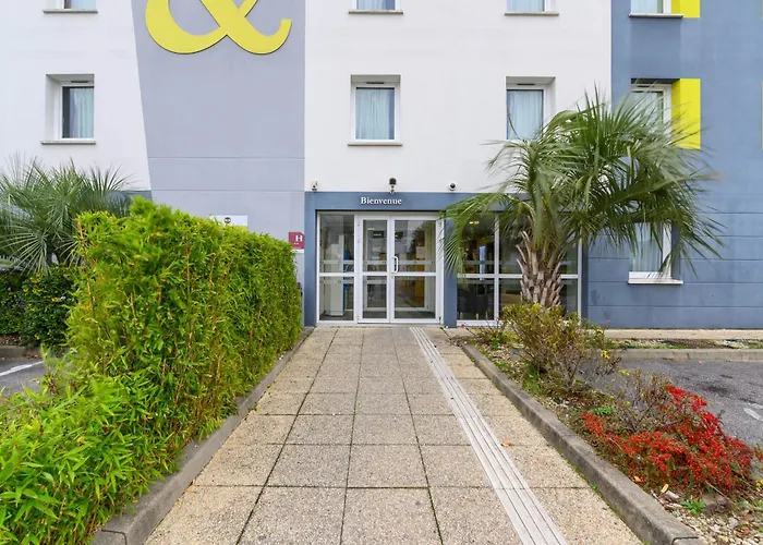 B&B Hotel Creil Chantilly