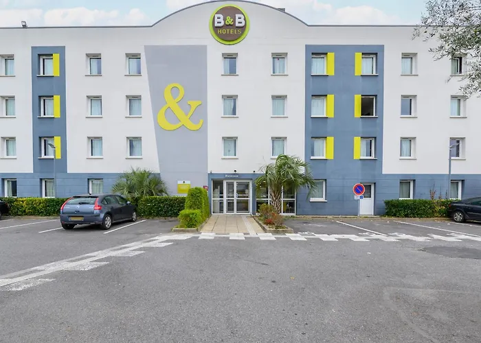 B&B Hotel Creil Chantilly