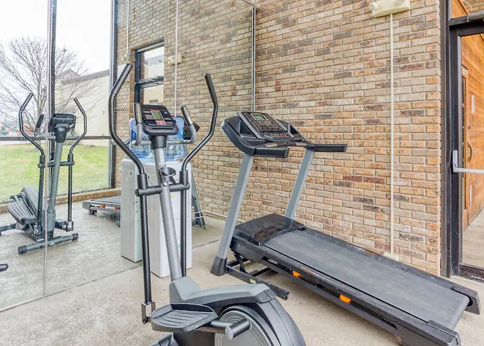 Oyo Townhouse Owensboro West