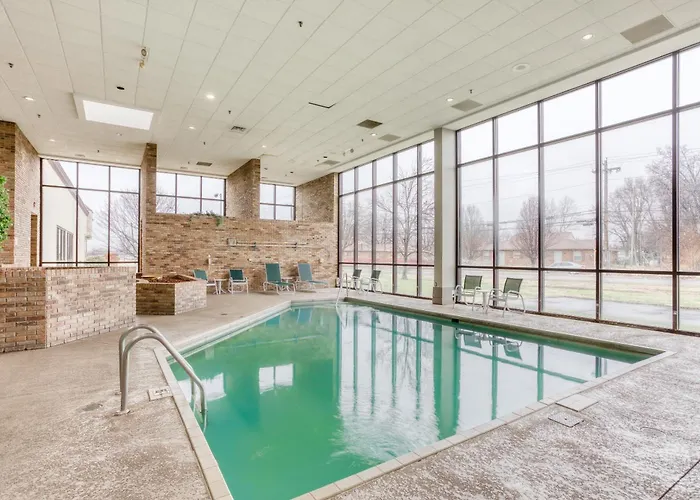 Oyo Townhouse Owensboro West