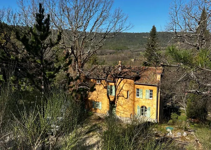 Maison d'Hôtes à Angouire