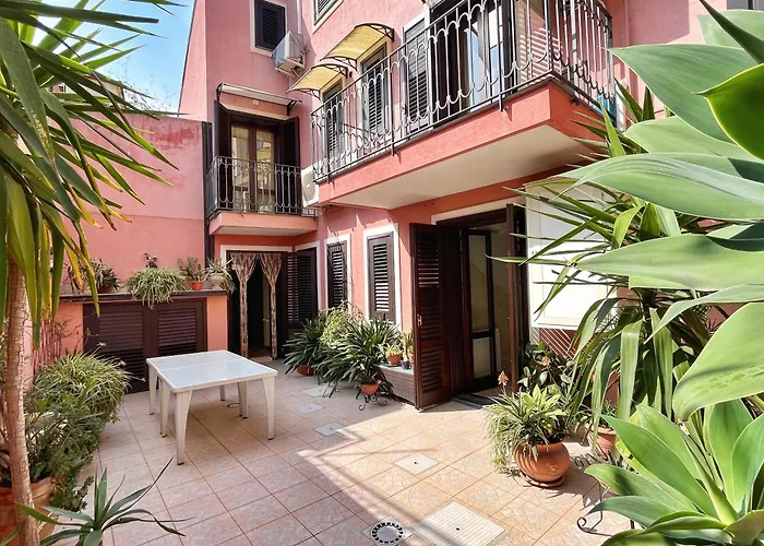Hotel a Aci Trezza