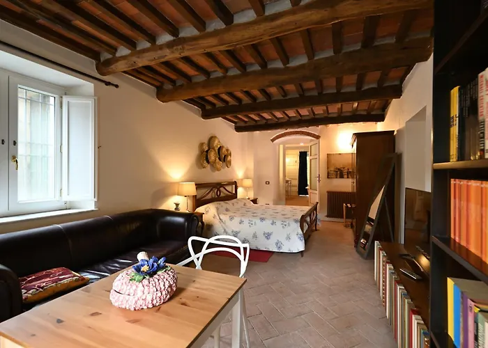 Villa Lucchesi