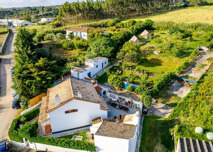 The Far End Surf House - Surf & Yoga Holidays Lourinhã