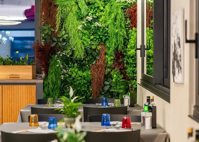 Rolly - Rooms & Restaurant Riva del Garda