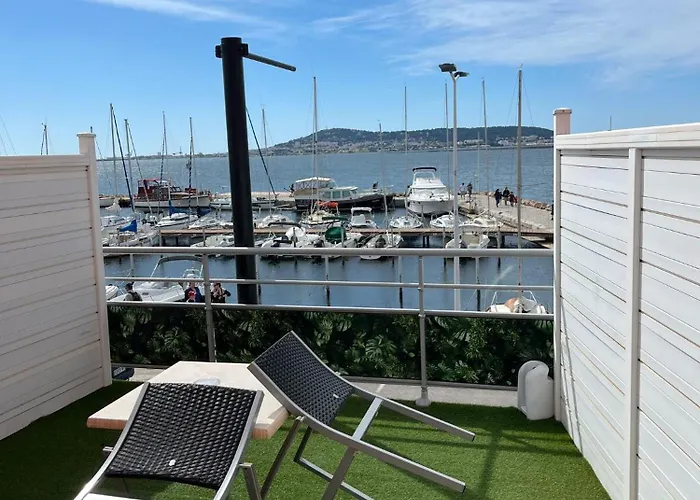 Hotel A La Voile Blanche à Bouzigues