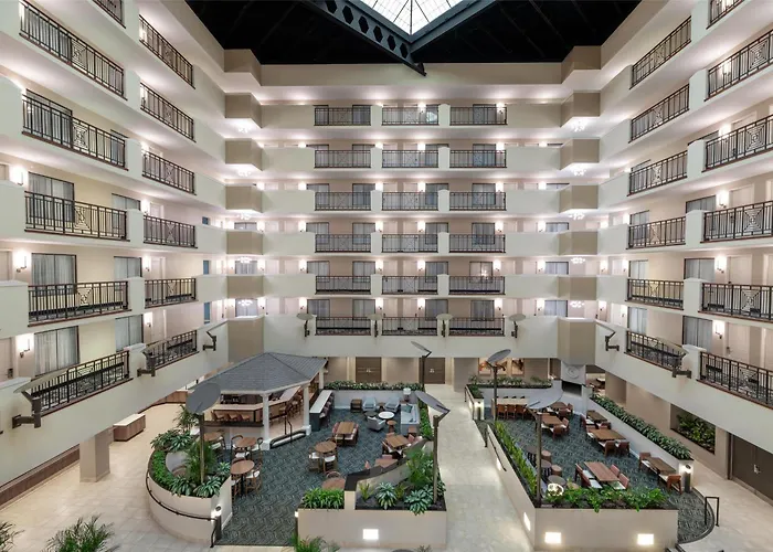 Estero Hotels