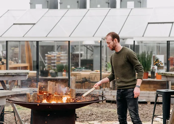 Basecamp Tiny House Eco-Resort Ijmuiden