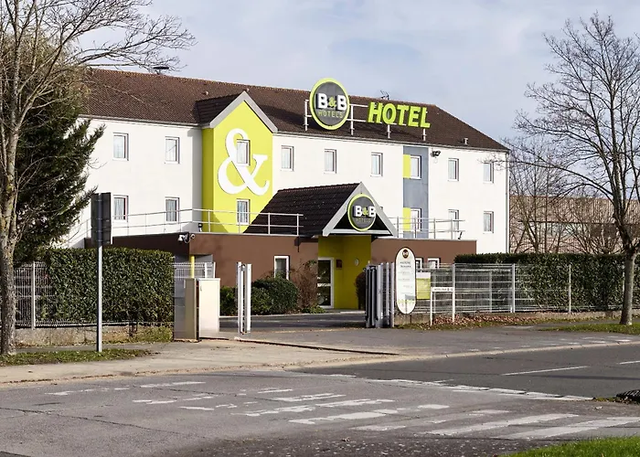 B&B Hotel Maurepas