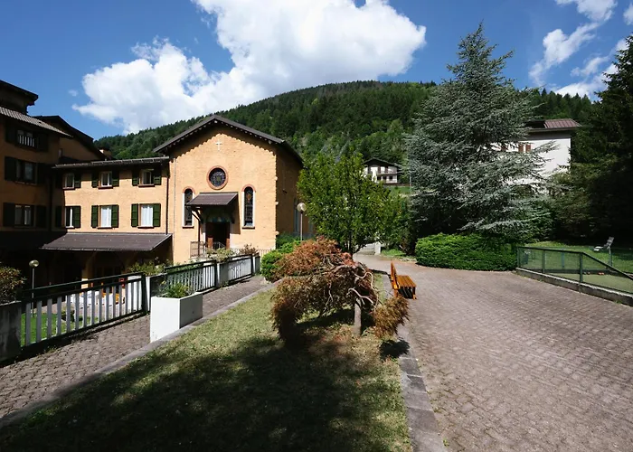 Villa Luzzago Ponte Di Legno