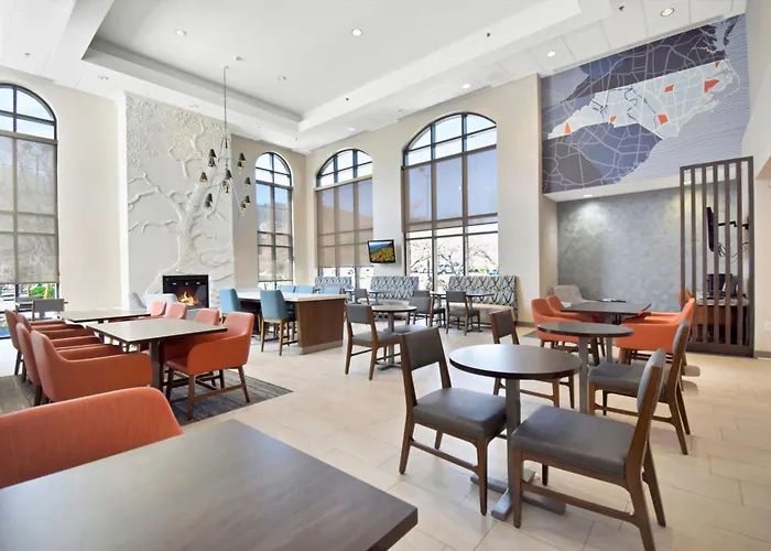 Holiday Inn Express Boone By Ihg