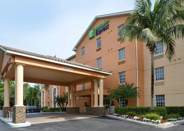 Holiday Inn Express Hotel & Suites Bonita Springs/Naples By Ihg
