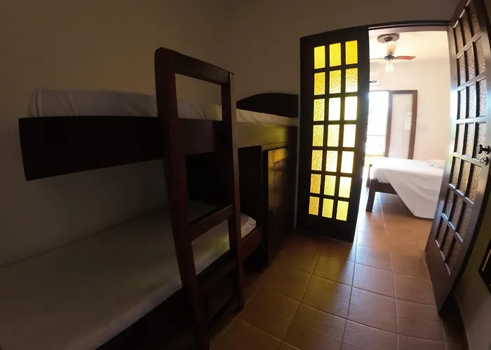 Pousada Casa Amarela Ilhabela