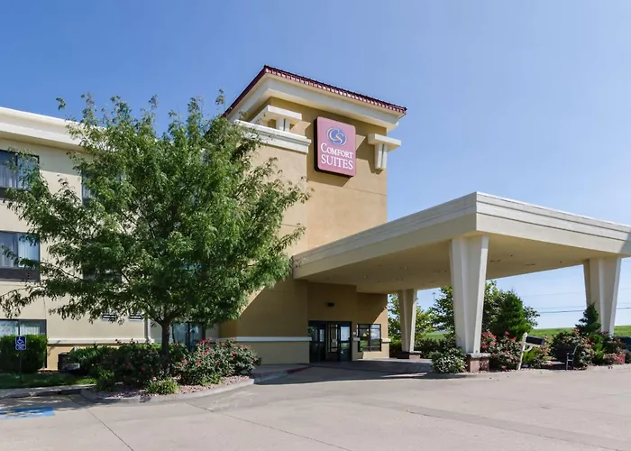 Comfort Suites Salina South