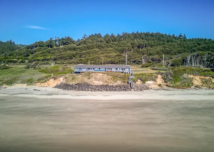 Moolack Shores Inn