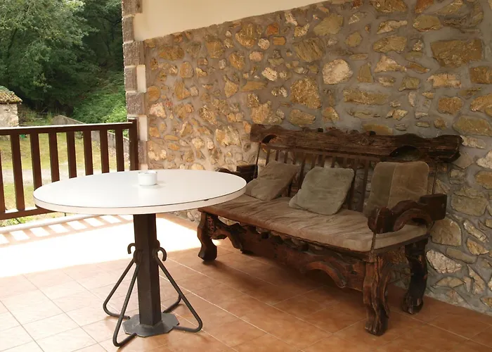 Hostal Rural Onbordi Lesaka