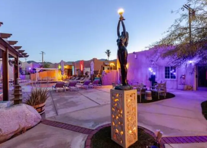Mi Kasa Hot Springs Clothing Optional,420 Friendly,Adults Only, Hotel Desert Hot Springs