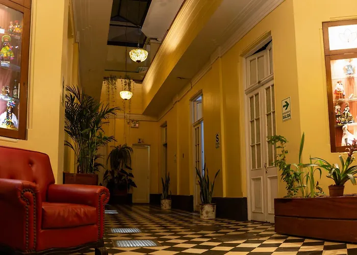 Hospedaje Santa Rosa- Centro Historico Lima