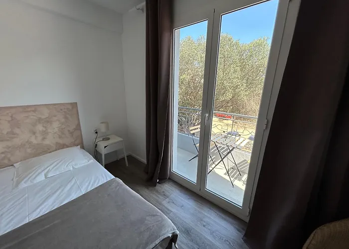 Hotel L'Aiglon Bylitis Porto Vecchio