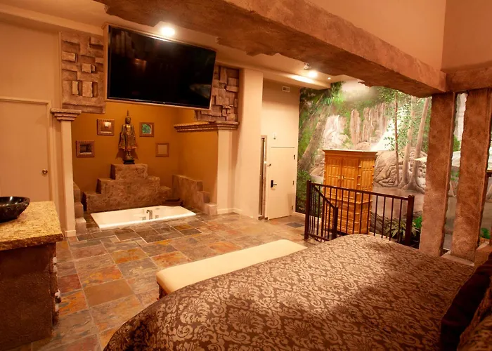 Destinations Inn Theme Rooms