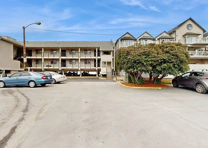 Ocean View Vacay Villa Rockaway Beach