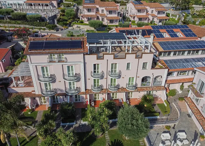 Hotel Ristorante Borgo La Tana Maratea