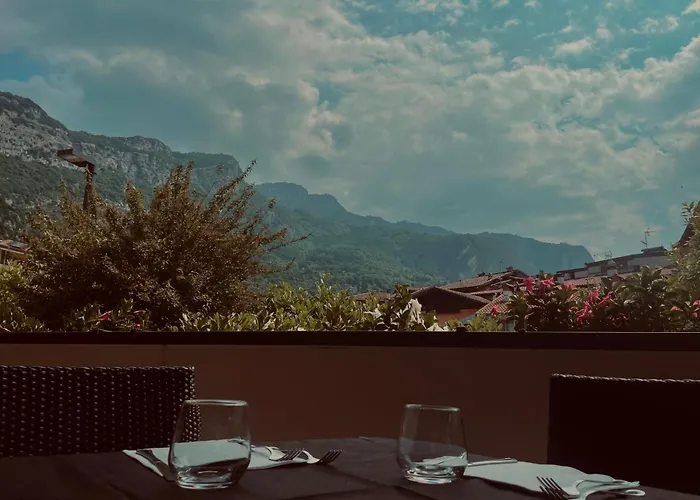 Hotel De Nac Torbole Sul Garda