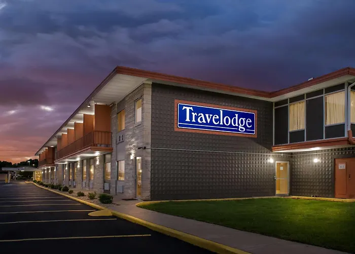 Travelodge By Wyndham Bloomington